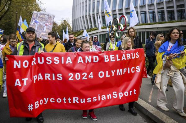 IOC says it will not invite Russia and Belarus to the 2024 Olympics : NPR
