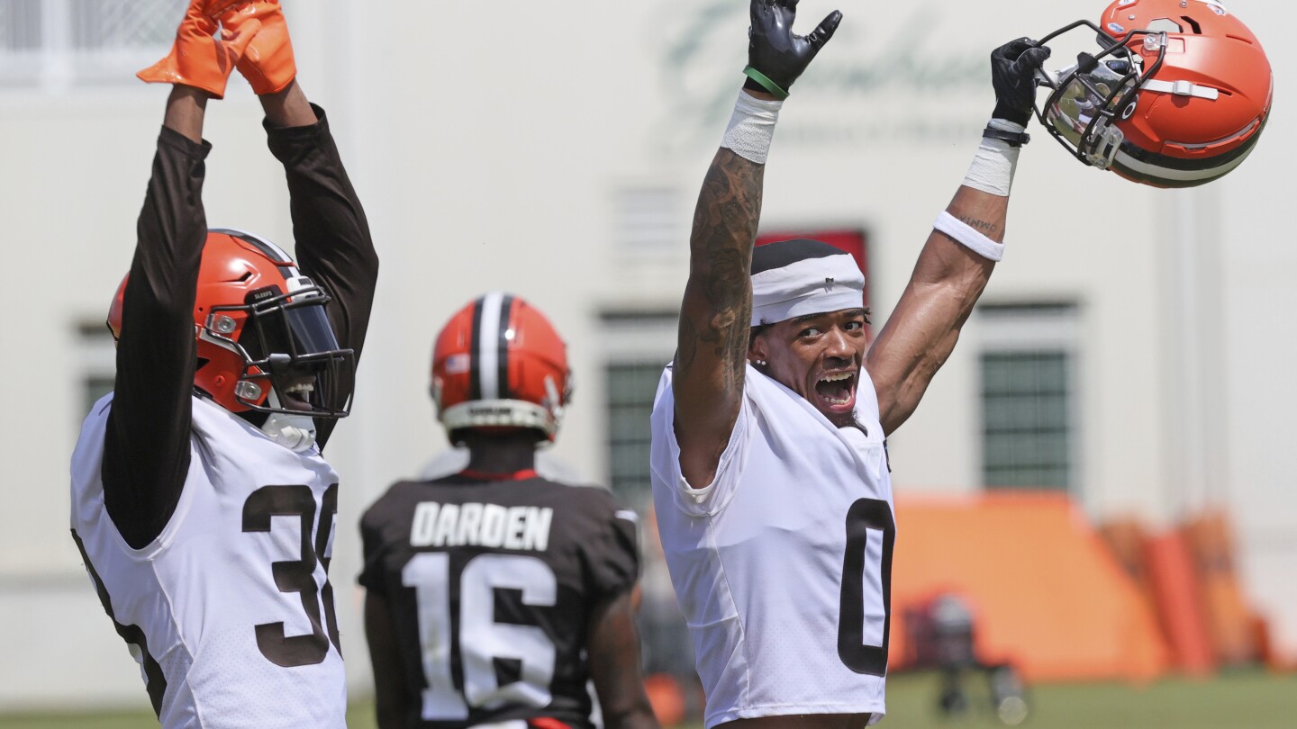 What jersey number will Greg Newsome II wear for the Browns?