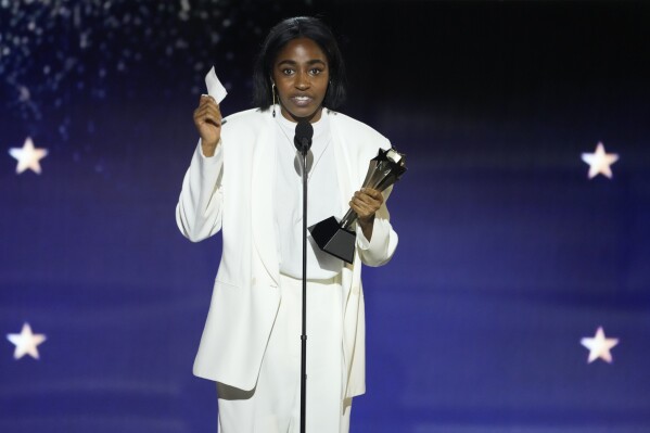 Ayo Edebiri accepts the award for best actress in a comedy series for "The Bear" during the 29th Critics Choice Awards on Sunday, Jan. 14, 2024, at the Barker Hangar in Santa Monica, Calif. (AP Photo/Chris Pizzello)