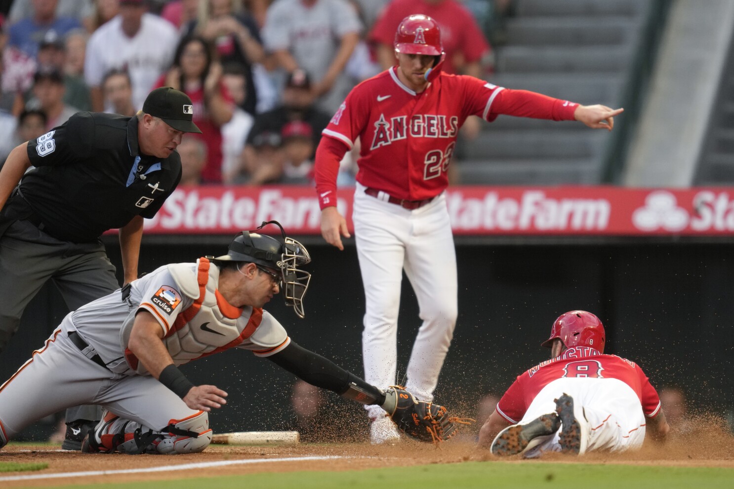 Mike Moustakas just might be the player the Angels need most - Halos Heaven