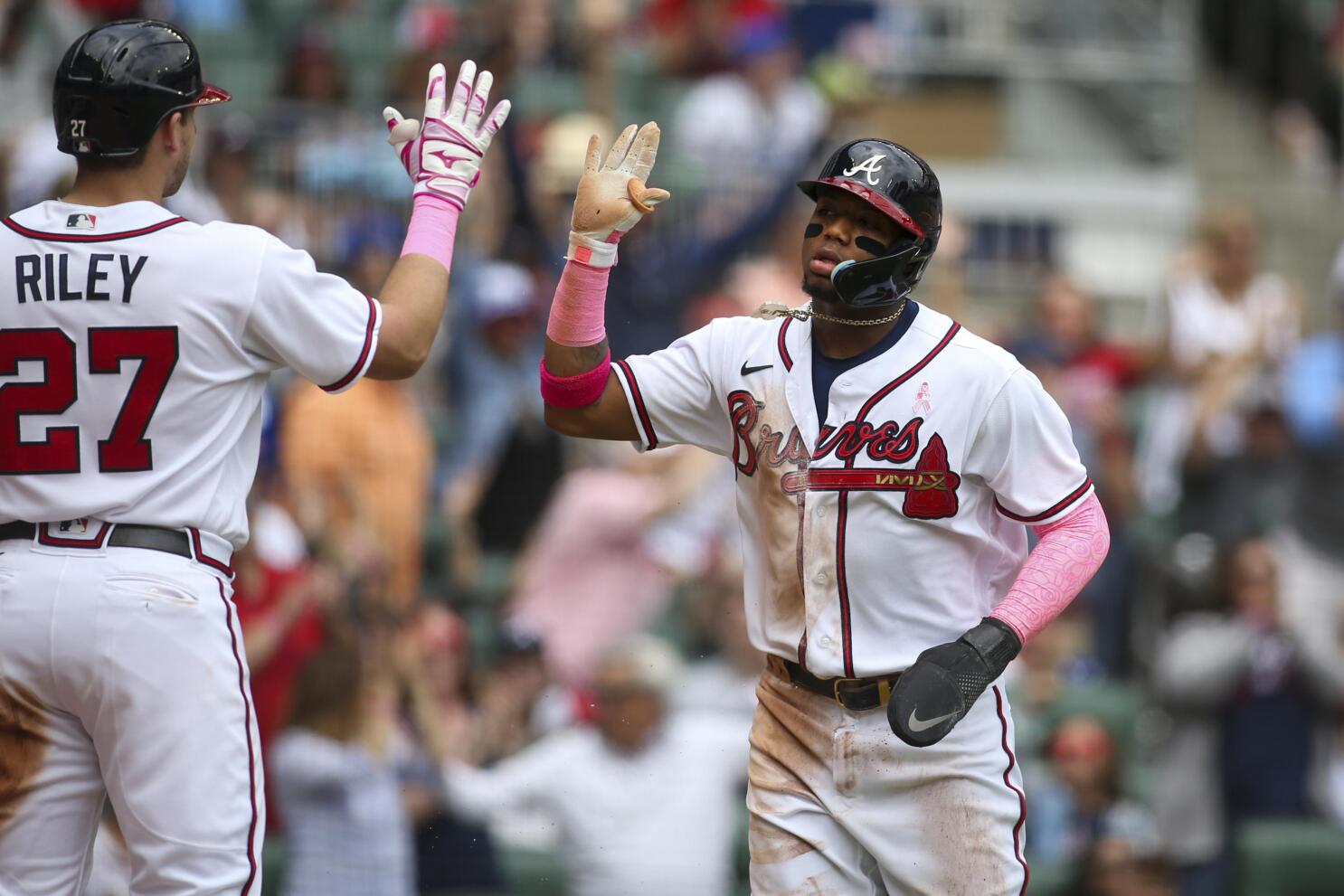 J.D. Martinez pads the lead with a solo homer in Game 5 of the WS 