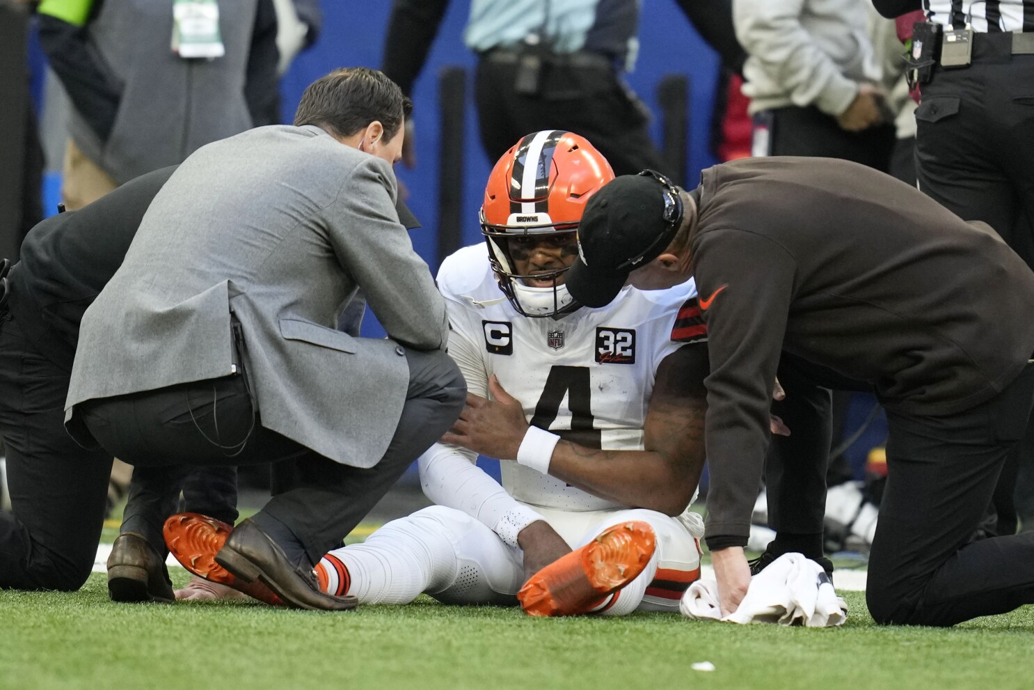 Browns expect QB Deshaun Watson to start next week against Seahawks after latest  injury | AP News