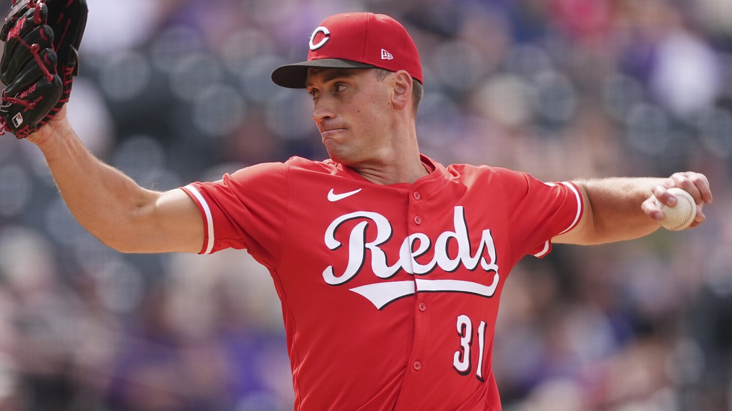 Francona opts for opener against Guardians. Brent Suter will start for Reds