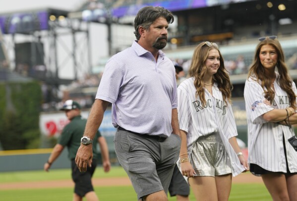 Todd Helton returns to Coors Field as Charlie Blackmon leads Colorado to  series win over White Sox 