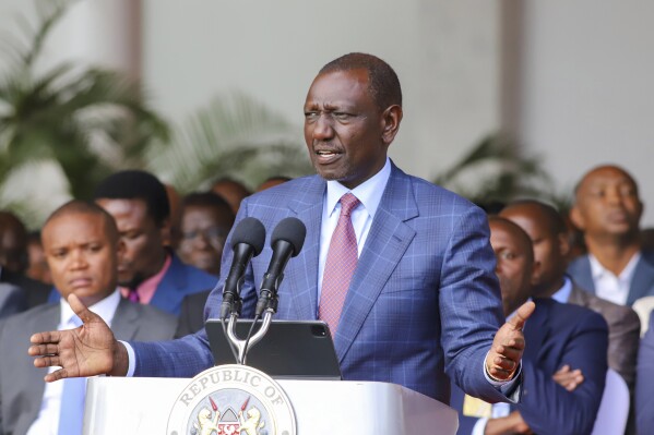 Kenyan President William Ruto gives an address at the State House in Nairobi, Kenya Wednesday, June 26, 2024. Kenyan President William Ruto said he won't sign into law a finance bill proposing new taxes a day after protesters stormed parliament and several people were shot dead. (ĢӰԺ Photo/Patrick Ngugi)