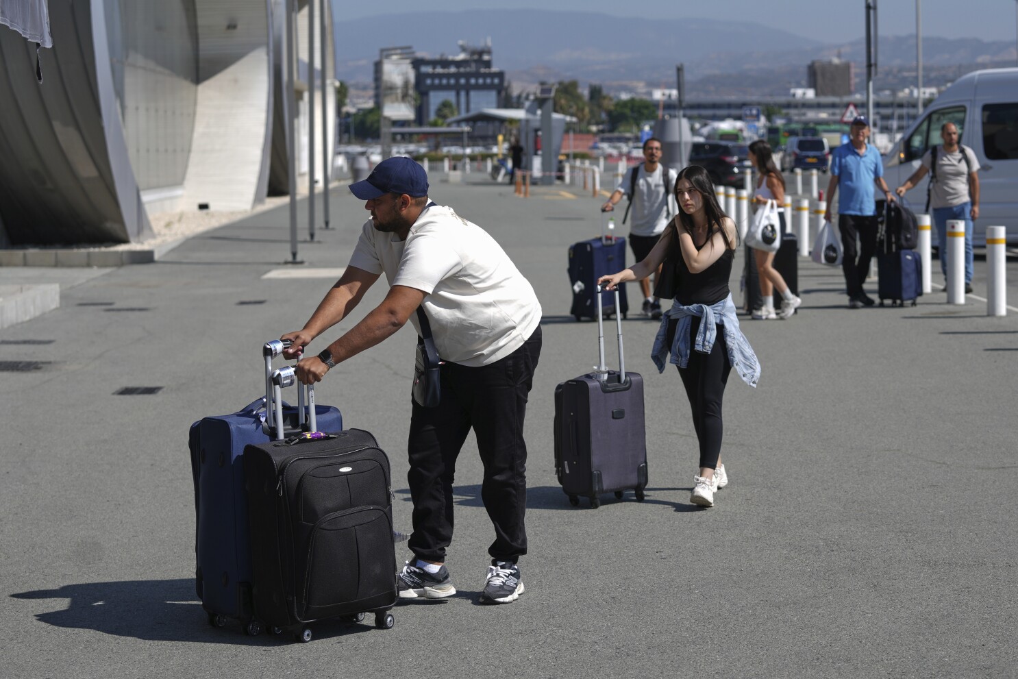 Foreigners are leaving Iran and Israel by air land and sea