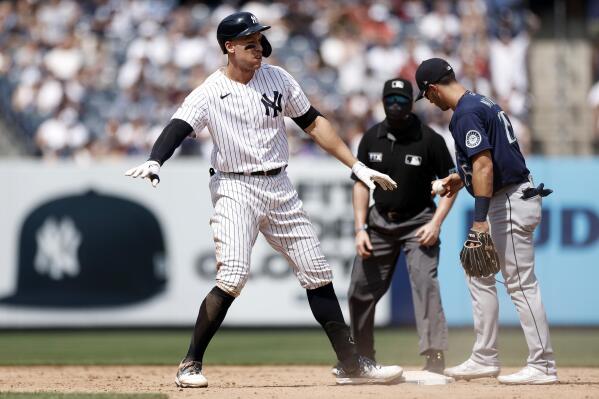 NY Yankees: Caution on LeMahieu indicative of a larger problem