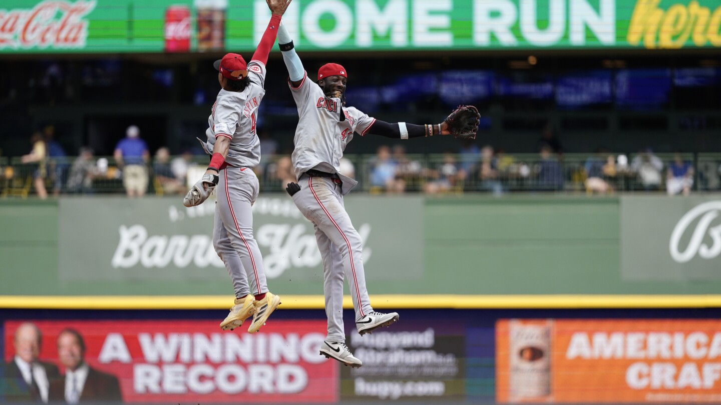 Reds avoid sweep