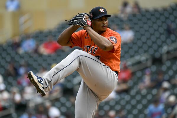 Álvarez HRs twice, Astros top Twins 5-0, win 10th straight