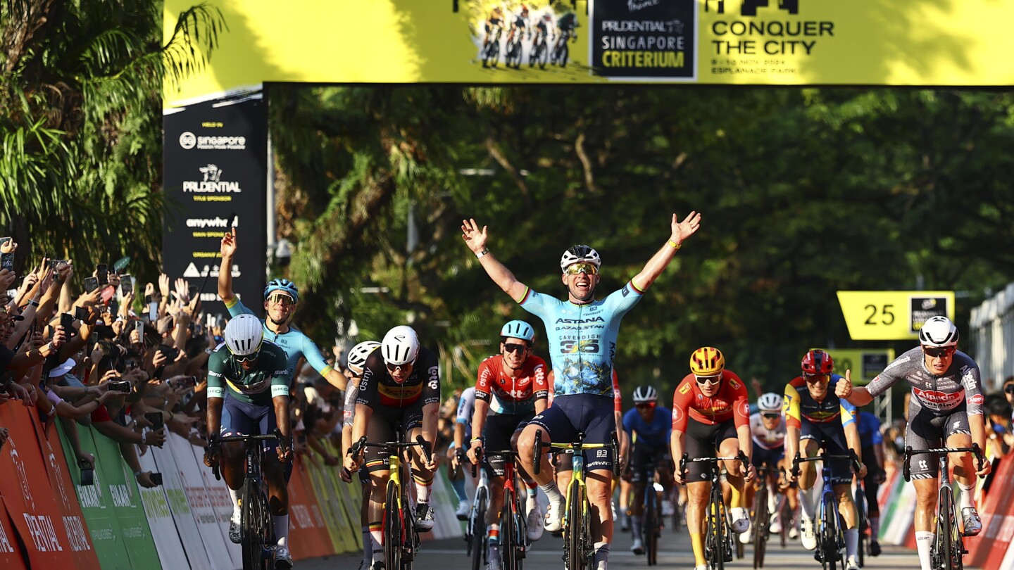 Mark Cavendish Wins Final Race in Singapore
