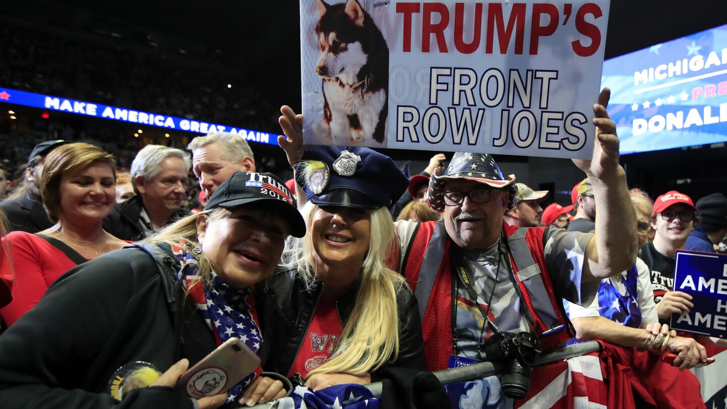 At Michigan rally, Trump accuses Dems of 'poisoning' country with Mueller  probe - Roll Call