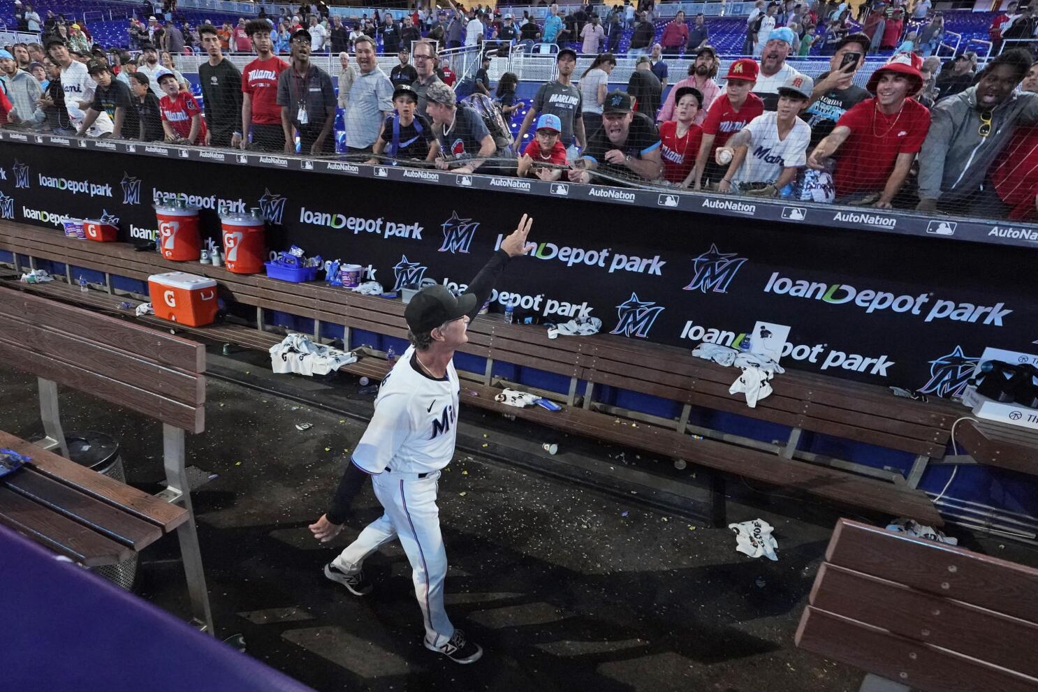 Don Mattingly wins NL Manager of the Year after guiding Marlins to unlikely  postseason berth