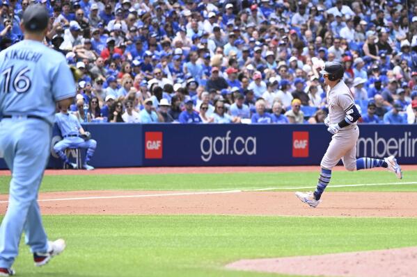 Blue Jays rally from 5 down, end Yankees' 9-game win streak