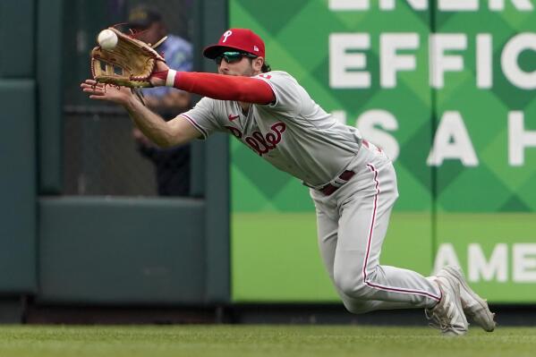 Gibson keeps ball in the park as Bohm, Phils edge Cards 1-0