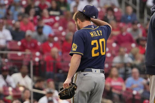 Wade Miley claimed by Cubs; Giants turn down Johnny Cueto