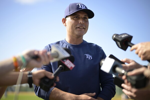 Rays extend contracts of manager Kevin Cash, president of baseball  operations Erik Neander | AP News