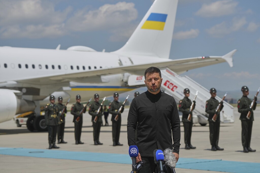 Putin từ chối cuộc gặp với Zelenskyy nhưng các cuộc đàm phán cấp thấp giữa Ukraine và Nga vẫn đang diễn ra