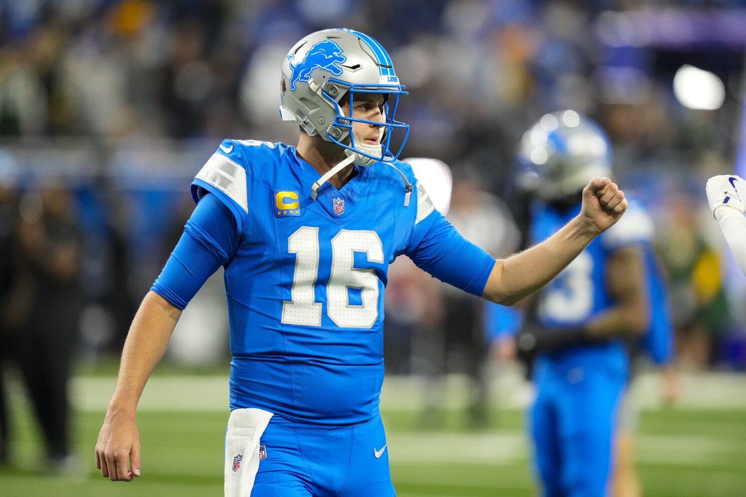 Dan Campbell's 4th-down gambles help Lions beat Packers 34-31 and clinch playoffs