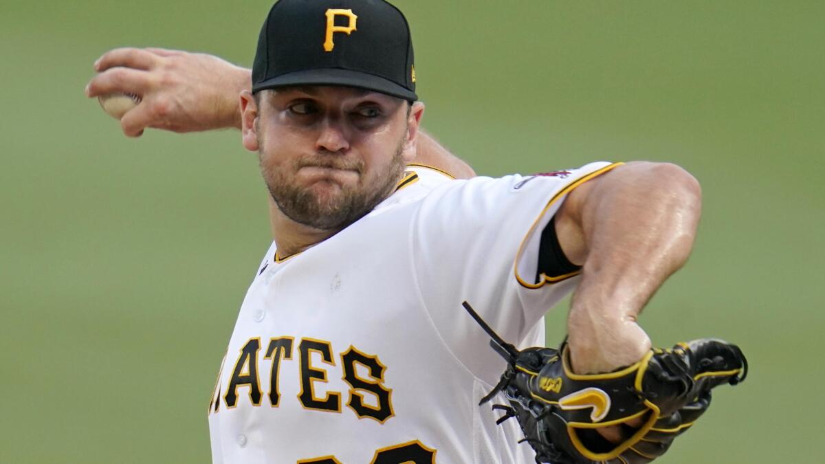 Pirates' Crowe, 2 relievers 1-hit Phillies, end 4-game skid