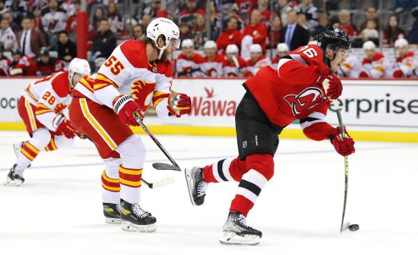 New Jersey Devils Win Seventh Straight Game Taking Down Flames
