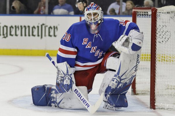 After three weeks, Henrik Lundqvist returns to net for NY Rangers