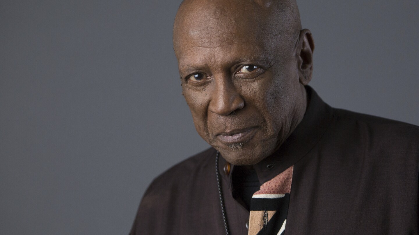 Actor Louis Gossett Jr., First Black Man to Win Supporting Actor Oscar, Dies at 87
