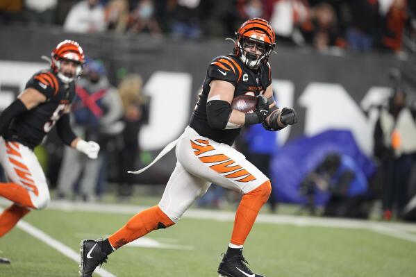 Hubbard's 98-Yard Fumble Return Lifts Bengals Over Ravens