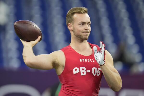 Quarterbacks hoping to answer questions at combine workouts