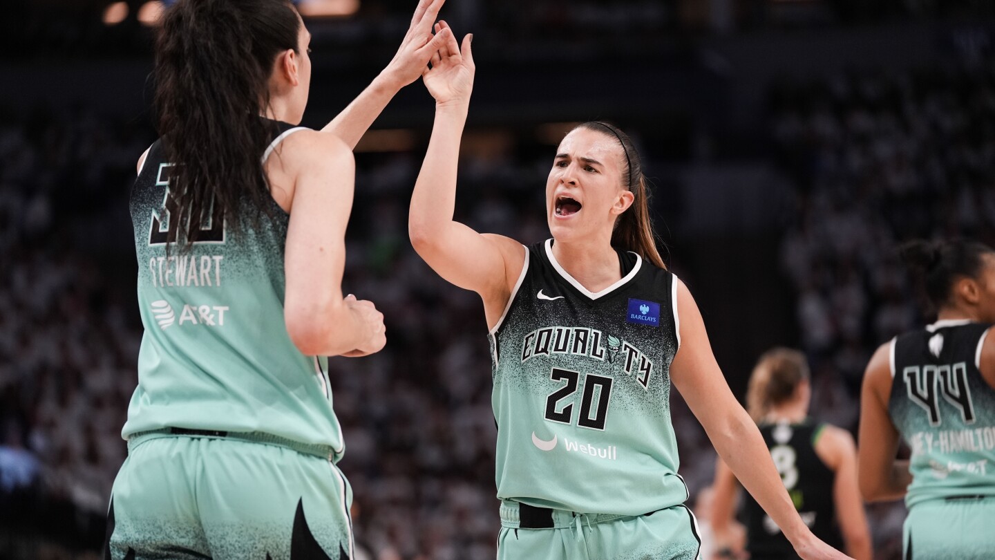 Mercury Top Wings; Bueckers Shines in Loss
