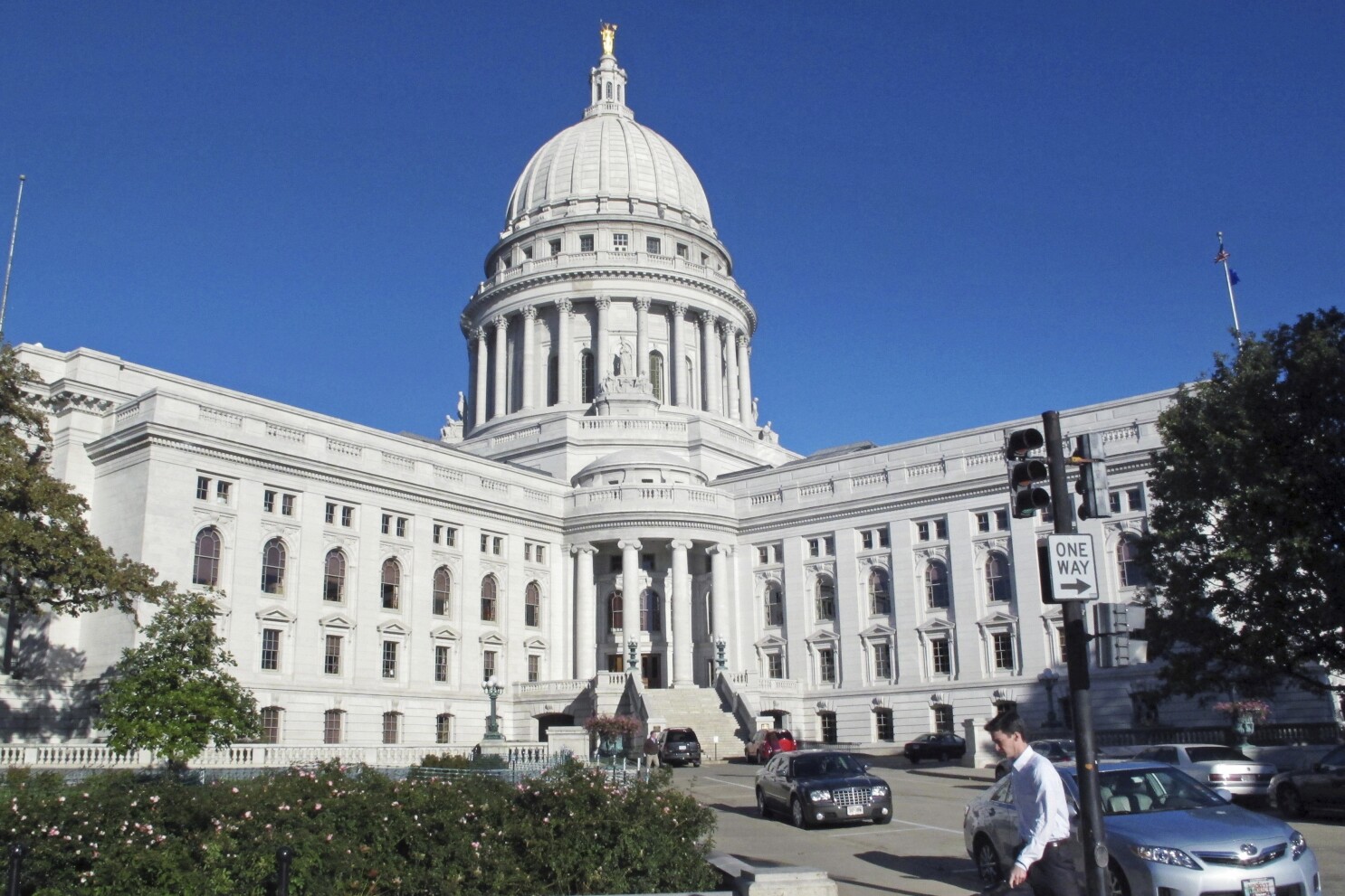Same candidate, two parties. A Wisconsin lawsuit aims to bring back fusion voting