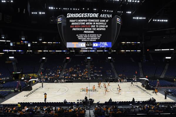 The Tennessee basketball team scrimmages after an NCAA college basketball game against Memphis was cancelled due to COVID-19 protocols within the Memphis program on Saturday, Dec. 18, 2021, in Nashville, Tenn. (AP Photo/Mark Zaleski)