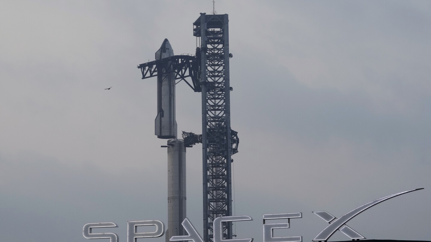 Мега ракетата на SpaceX прави своя четвърти тестов полет от Тексас