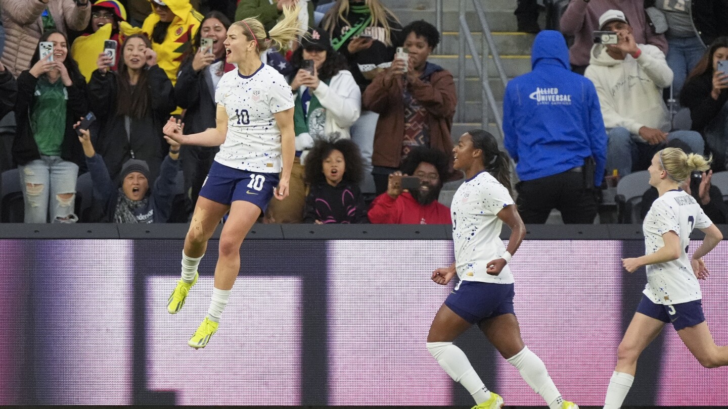 САЩ се отърсиха от шокираща загуба, напреднаха към полуфиналите на Златната купа за жени с победа с 3-0 над Колумбия