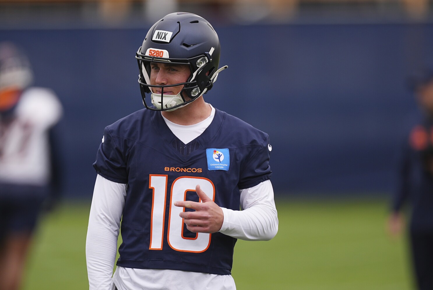 Broncos' Bo Nix looks more comfortable heading into 2nd season and elusive familiarity a big reason