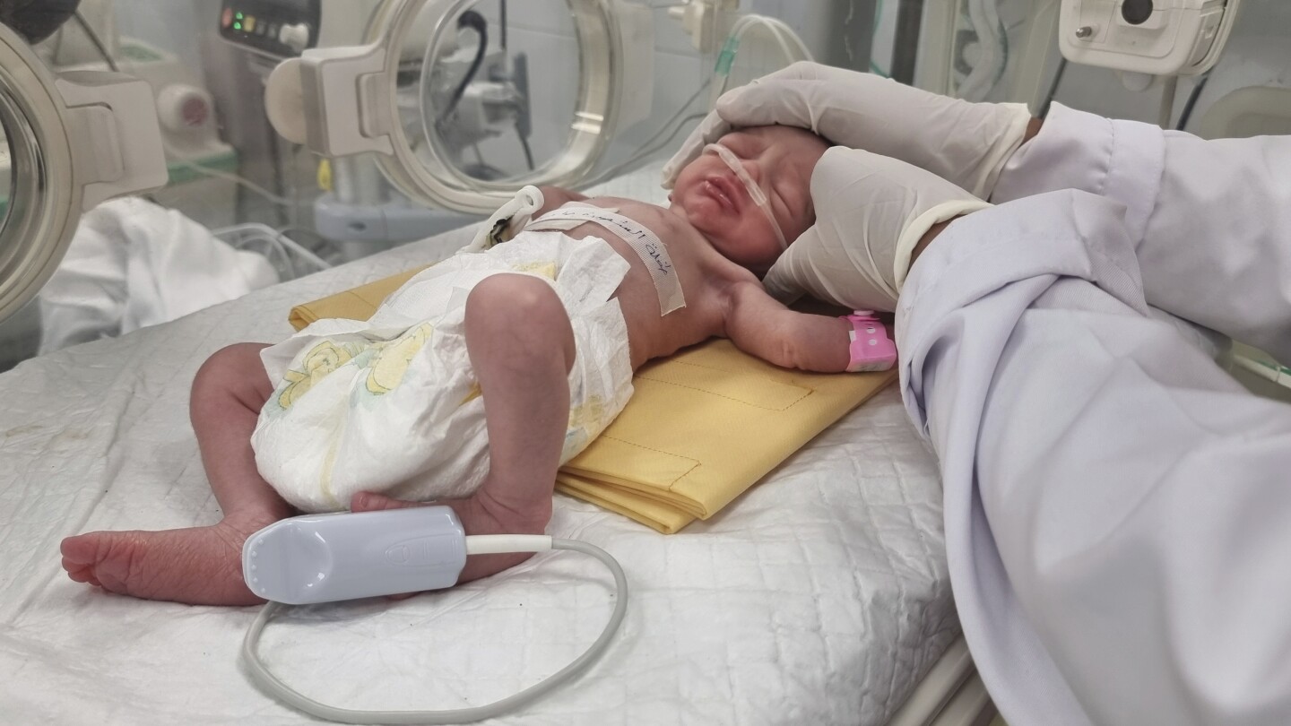 A Palestinian baby in Gaza is born an orphan in an urgent cesarean section after an Israeli strike