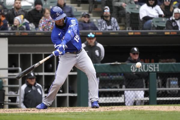 Vaughn homers as White Sox stop slide by topping Royals 7-3