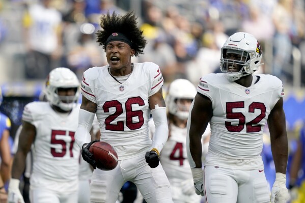 Rams outscore Cardinals 20-0 in second half to pull away