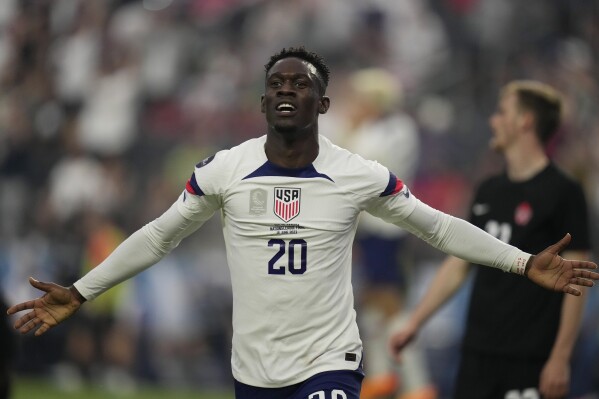 FILE - Folarin Balogun of the United States celebrates after scoring against Canada during the first half of a CONCACAF Nations League final match Sunday, June 18, 2023, in Las Vegas. United States striker Folarin Balogun left Arsenal to join French club Monaco for a reported fee of 40 million euros ($43.6 million). (AP Photo/John Locher, File)