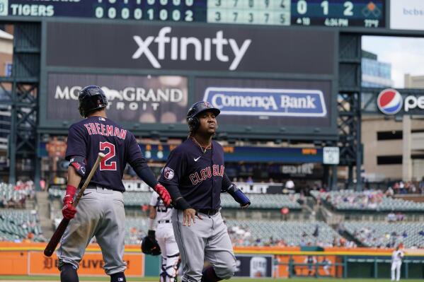 Oscar Gonzalez's four-hit game, 09/09/2022