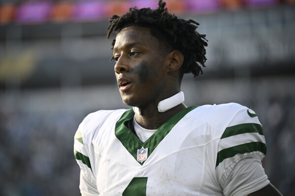 New York Jets cornerback Sauce Gardner (1) looks on from the sideline during the second half of an NFL football game against the Jacksonville Jaguars, Dec. 15, 2024, in Jacksonville, Fla. (AP Photo/Phelan M. Ebenhack, File)