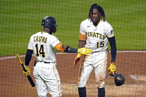 Pittsburgh Pirates shortstop Oneil Cruz breaks ankle on slide into