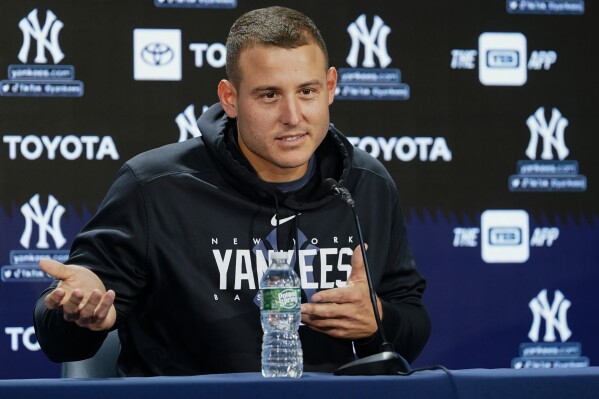 Yankees place Anthony Rizzo on IL with “likely” concussion