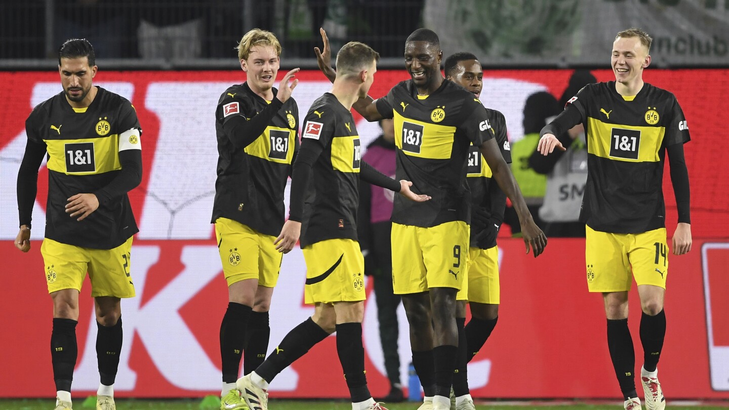 Borussia Dortmund Wins First Away Match 3-1