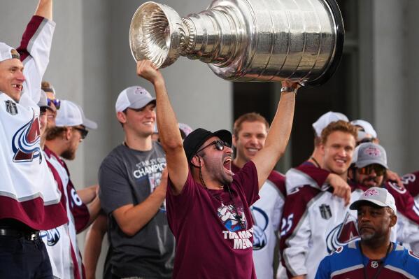 Colorado Avalanche win first Stanley Cup since 2001: How to buy Avalanche  Stanley Cup Champions t-shirt, gear 