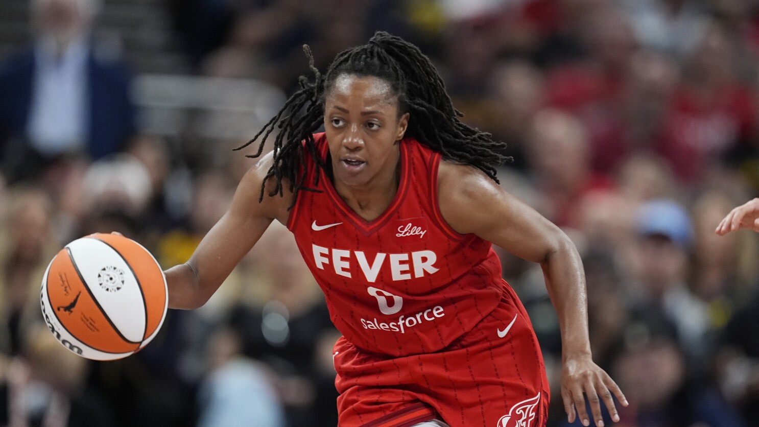 Indiana Fever re-sign Kelsey Mitchell, keeping intact All-Star pairing with  Caitlin Clark | AP News
