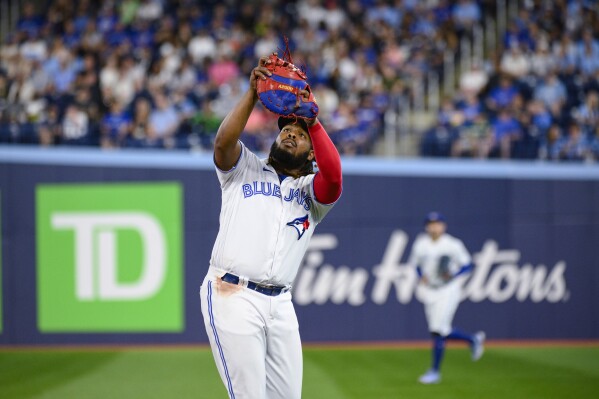 Blue Jays 8, Dodgers 1: Rotation continues to struggle, series winning  streak ends at 5 – Dodgers Digest