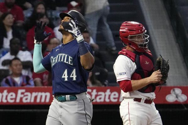 Mariners Julio Rodríguez homers in four-hit night