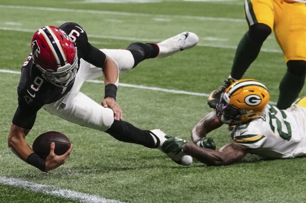 NFL: Bijan Robinson scores 1st NFL touchdown in Atlanta Falcons