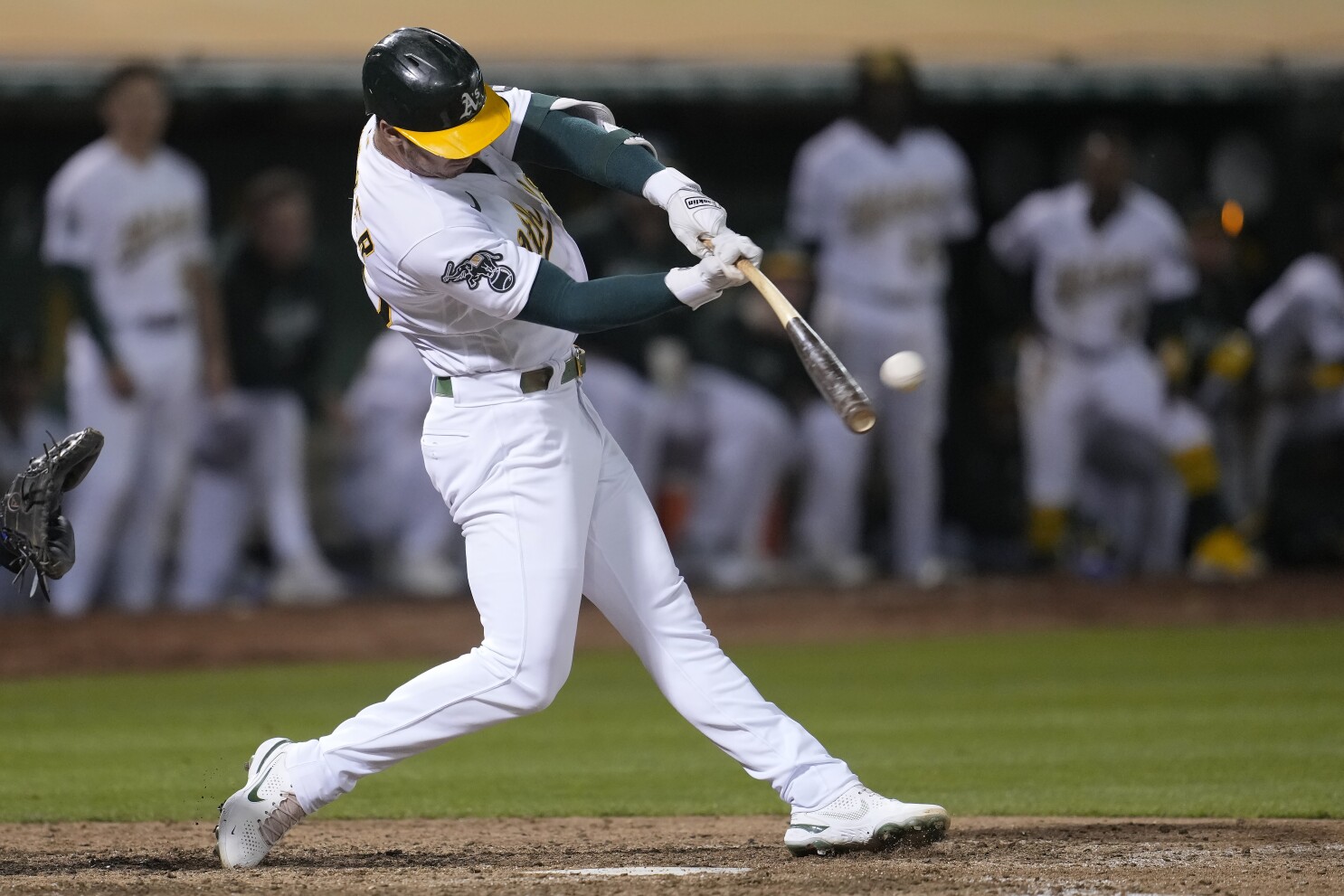 In an unusual year, Oakland Athletics put in their usual winning  performance, Archives