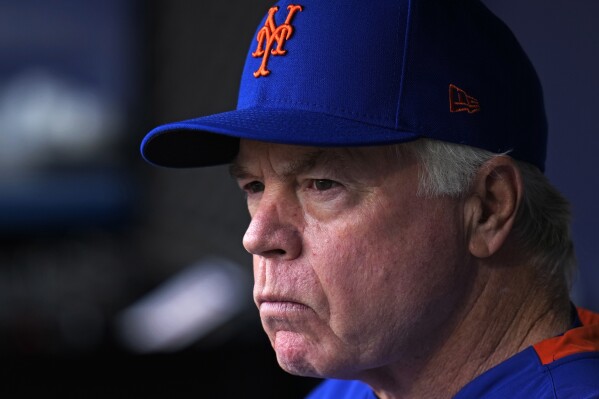 Orioles fans give Mets manager Buck Showalter a warm welcome back